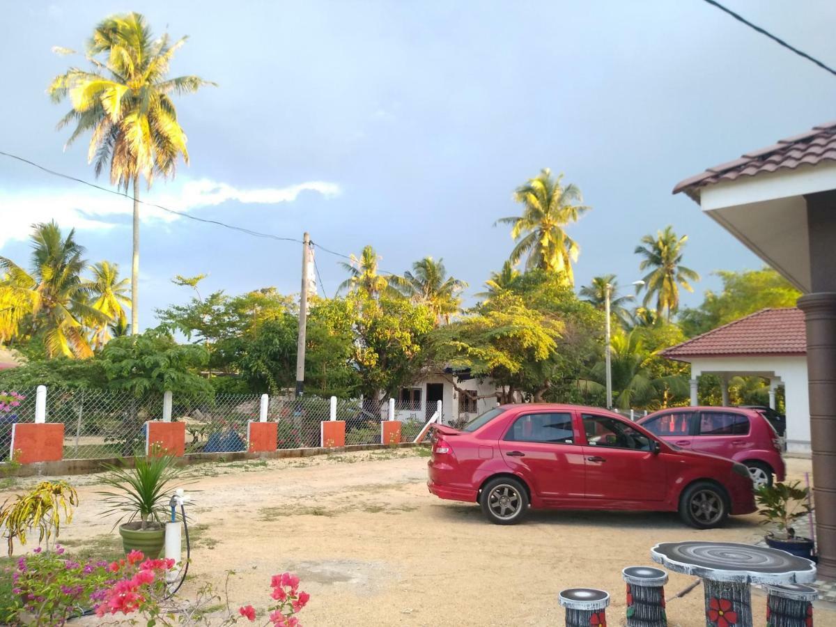 Desa Besut Inn Kampung Kuala Besut Exterior foto